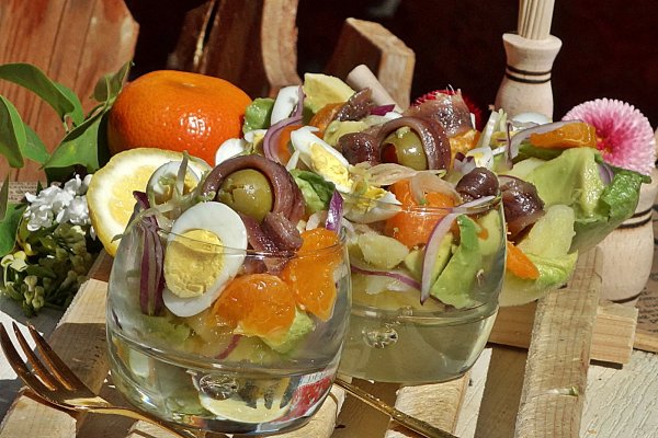 Salata  cu file de ansoa